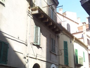 Appartamento in vendita a Chieti (CH) Via Mater Domini foto 3