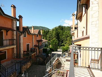 Appartamento in vendita a Alfedena (AQ) Via Valle d'Aosta foto 1