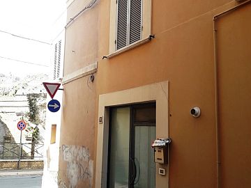 Appartamento in affitto a Chieti (CH) via f. bianchini foto 2