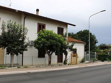 Casa indipendente in vendita a Alanno (PE) Via Matteotti foto 1