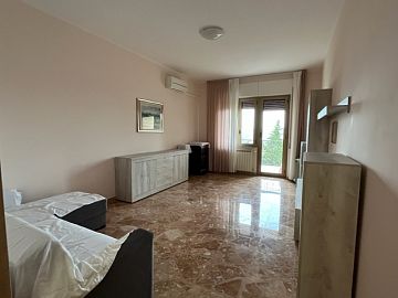 Appartamento in vendita a Chieti (CH) via Brigata Maiella, 13 foto 6