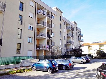 Appartamento in affitto a Chieti (CH) via bari foto 2