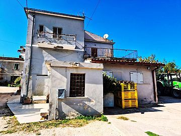 Casa indipendente in vendita a Chieti (CH) strada delle cave foto 1