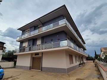 Appartamento in vendita a Chieti (CH) via sangro foto 2