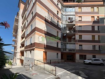 Appartamento in vendita a Chieti (CH) Via Madonna degli Angeli foto 1