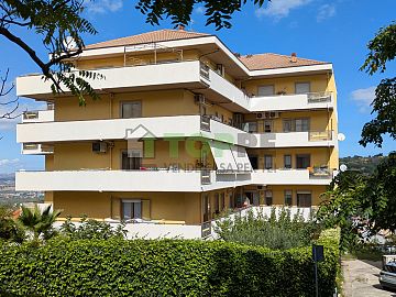 Appartamento in vendita a Chieti (CH)  via dei Peligni, 41 foto 2