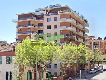 Appartamento in vendita a Chieti (CH) Viale Amendola foto 3