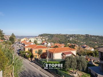 Appartamento in vendita a Chieti (CH) Via Picena foto 22