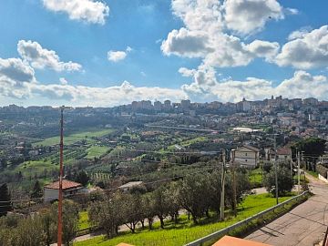 Casa indipendente in vendita a Chieti (CH) strada villaggio del fanciullo foto 13