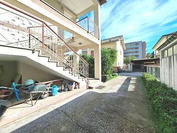 Villa bifamiliare in vendita a Montesilvano (PE)  foto 8