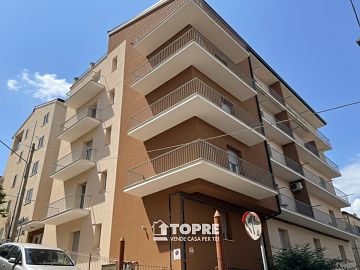 Appartamento in vendita a Chieti (CH) Via Mucci foto 2