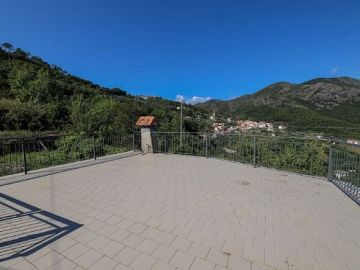 Casa indipendente in vendita a Casarza Ligure (GE) Via Olivella Camminata foto 1