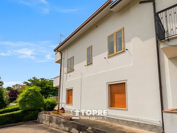 Casa indipendente in vendita a Chieti (CH) Strada Colle Marconi foto 4