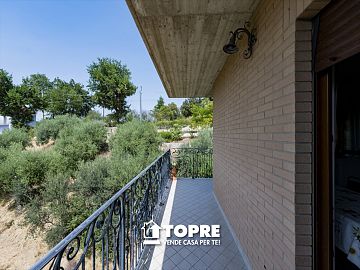 Casa indipendente in vendita a Chieti (CH)  foto 5