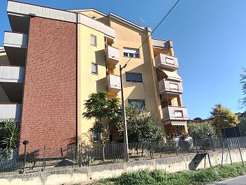 Appartamento in vendita a San Giovanni Teatino (CH) Via Belvedere 9 foto 2