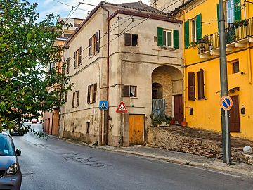 Appartamento in vendita a Chieti (CH) via salomone foto 2