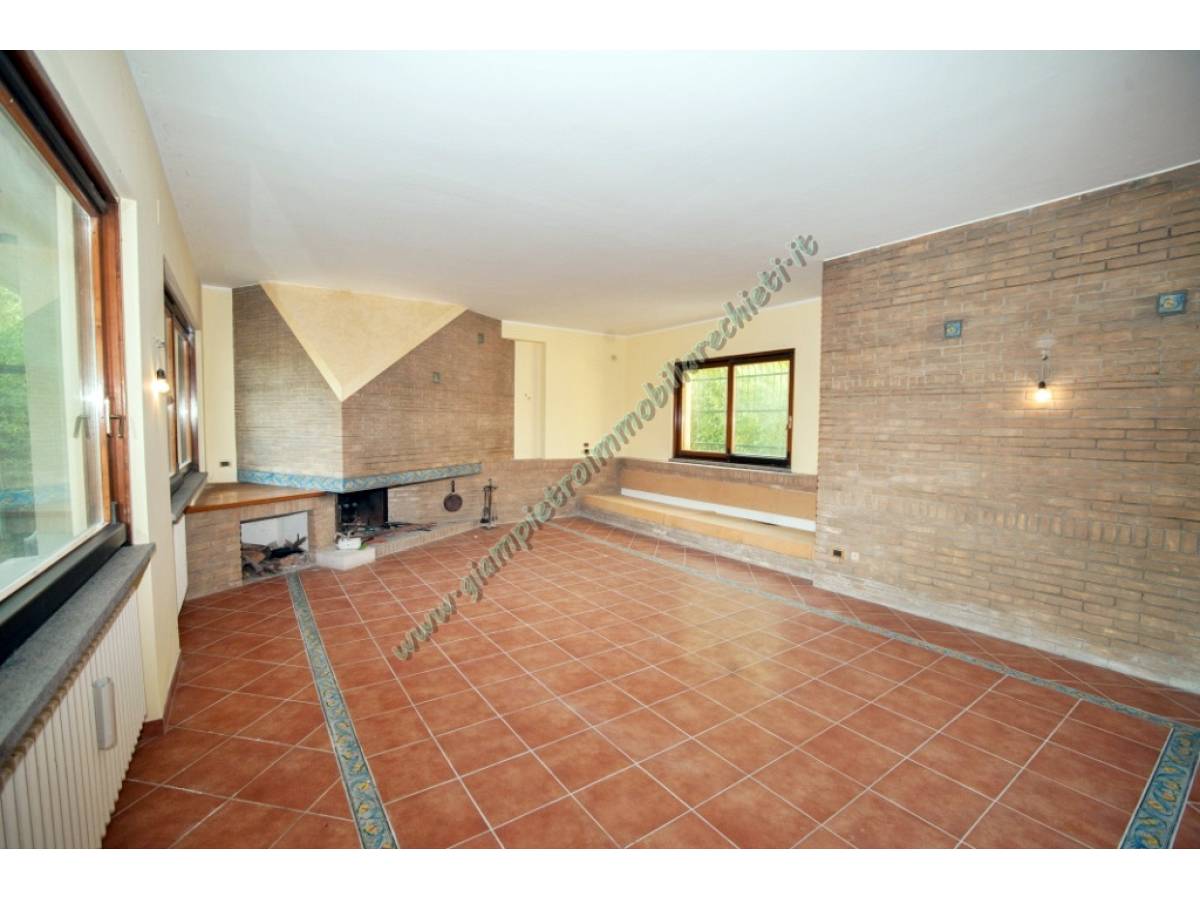 Villa for sale in strada comunale chiappinello  at Montesilvano - 824322 foto 5