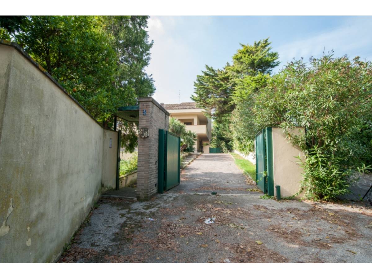 Villa for sale in strada comunale chiappinello  at Montesilvano - 824322 foto 16