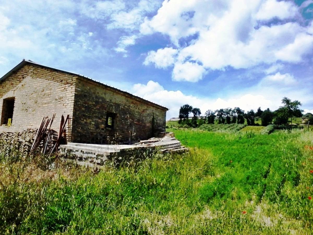 Farmland for sale in c.da campo di roma  at Bucchianico - 342003 foto 2