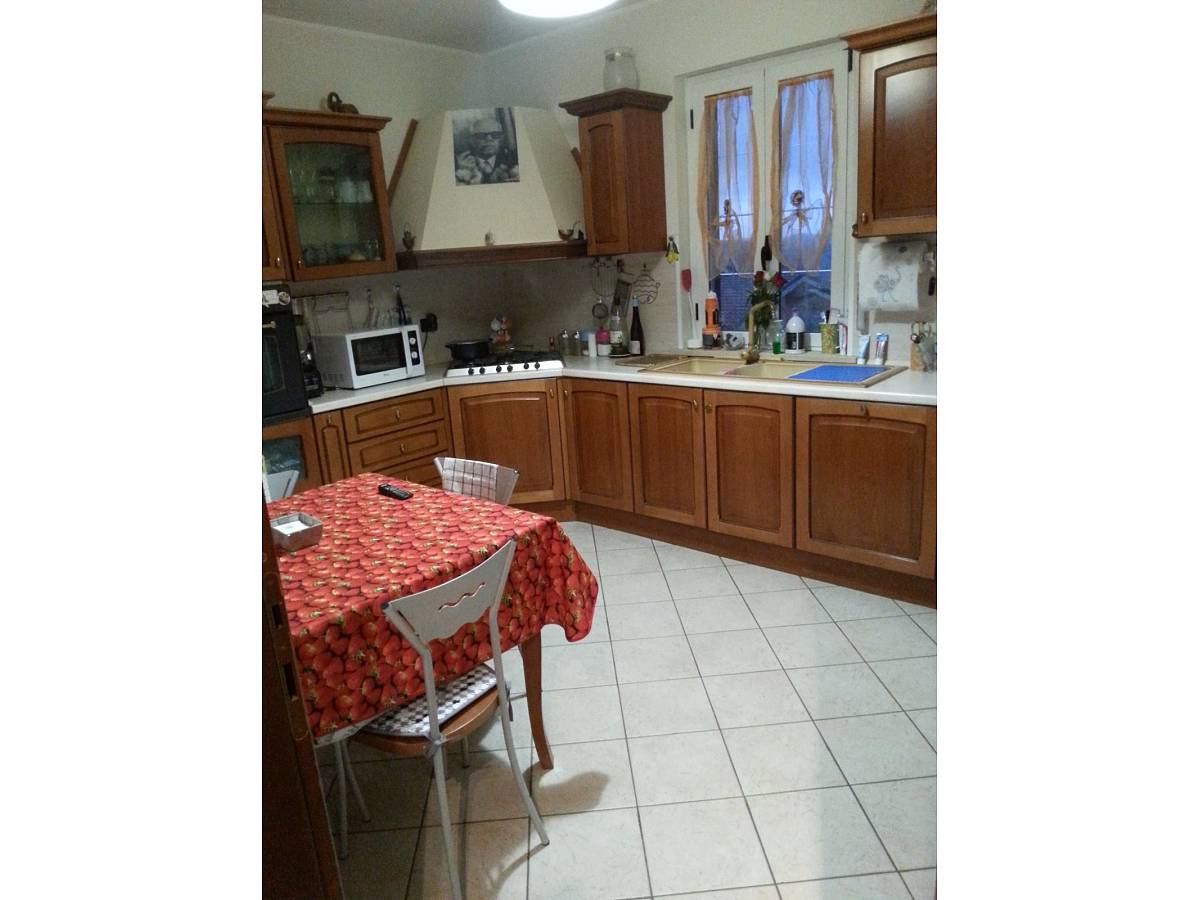 Villa in vendita in colle parco  a Teramo - 2897157 foto 5