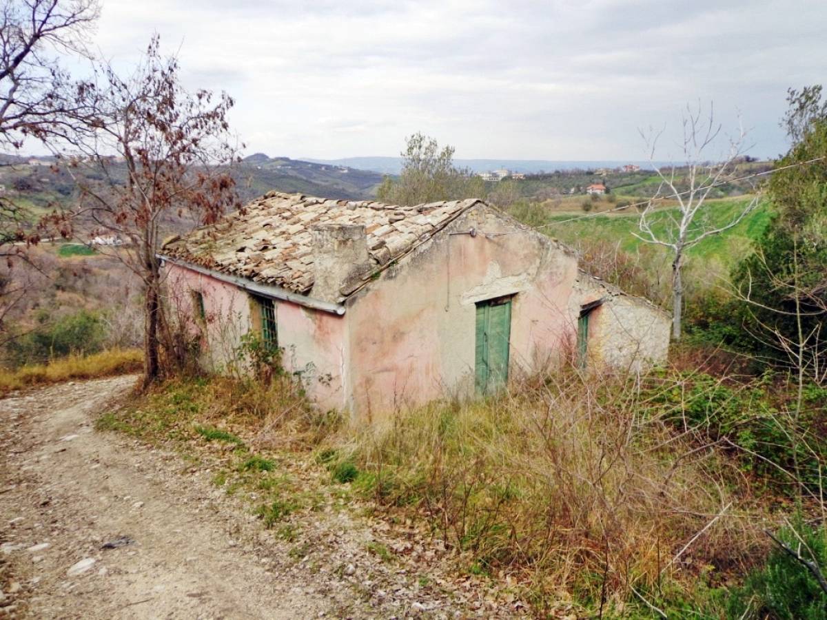 Rural house or Rustic for sale in via casale  at Atessa - 9313464 foto 1