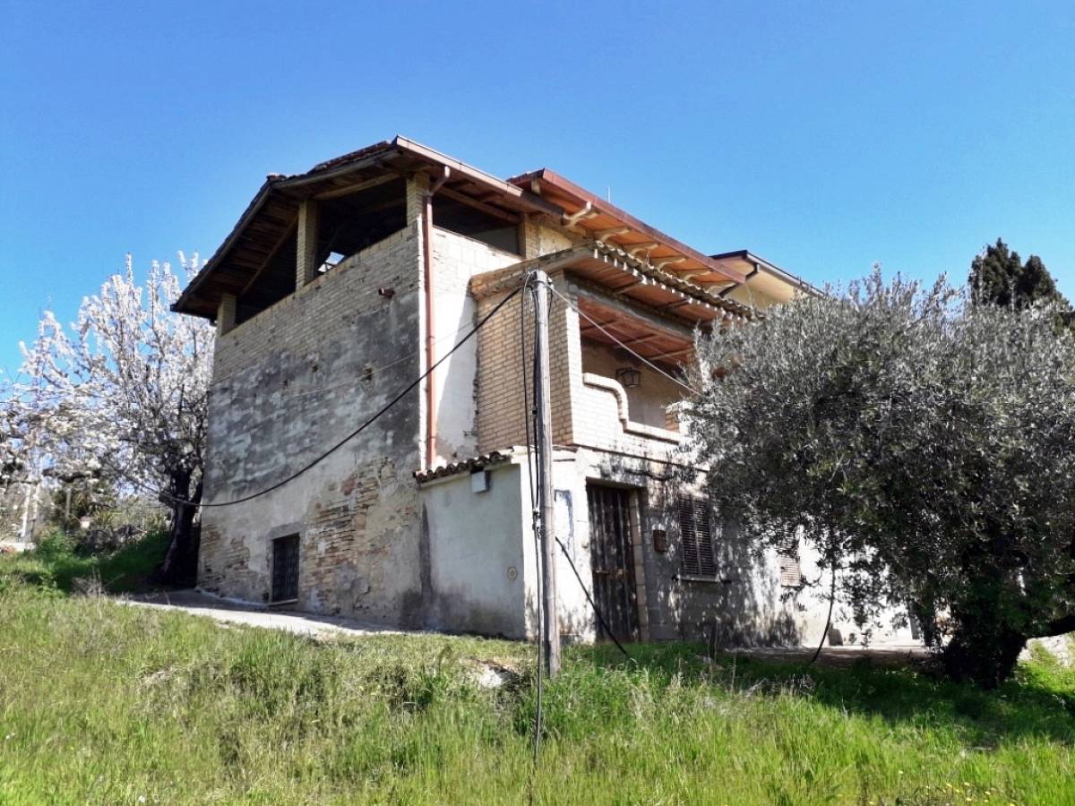 Semi-detached house for sale in contrada san vincenzo  at Vacri - 3079686 foto 1