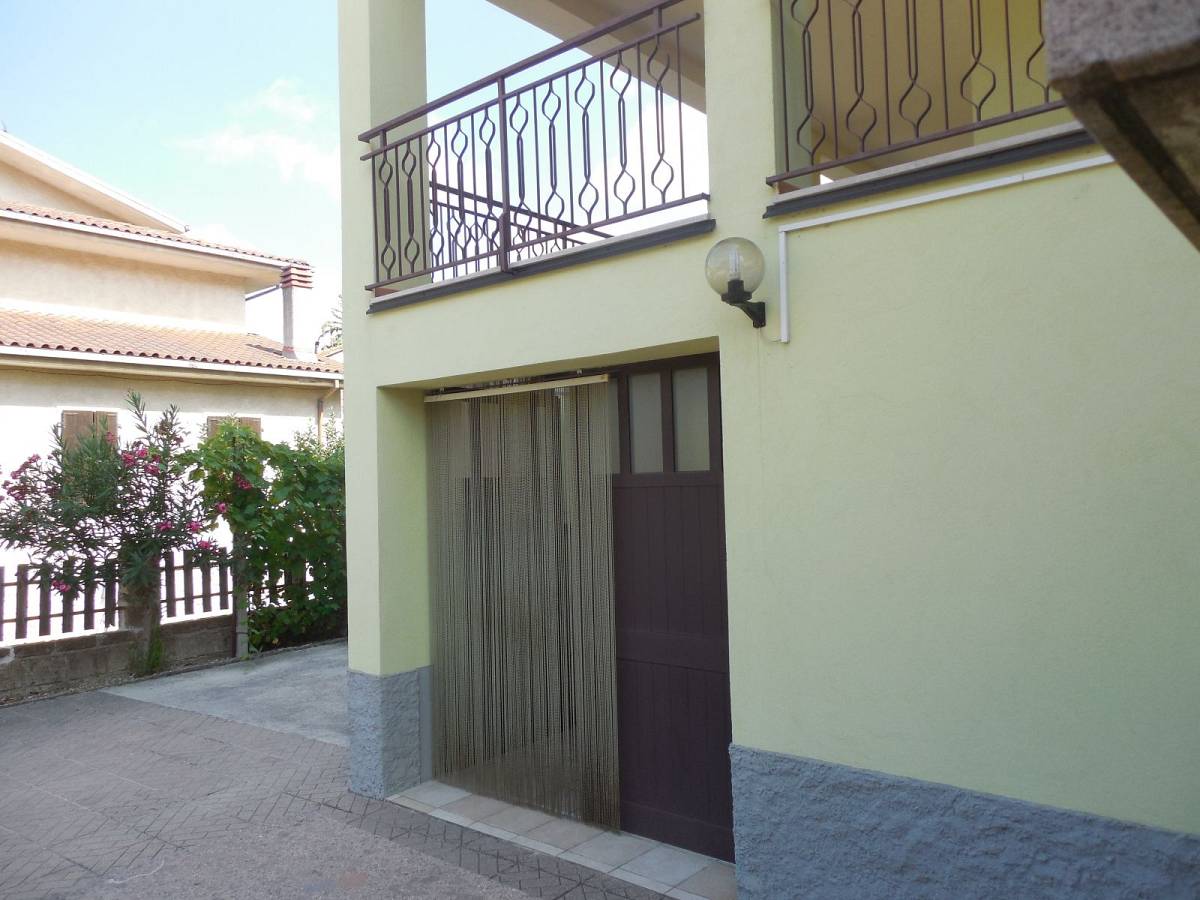 Villa bifamiliare in vendita in Via Pietrara 42  a Lettomanoppello - 5101516 foto 12