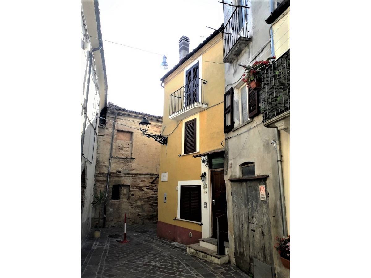 Entire building for sale in via camillo de nardis  in S. Maria - Arenazze area at Chieti - 915827 foto 1