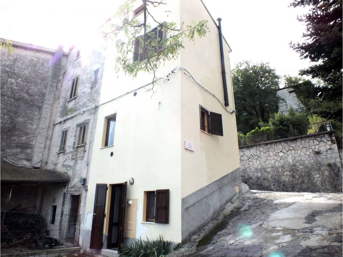 Casa indipendente in vendita in Via Girone  a Pretoro - 7887668 foto 2