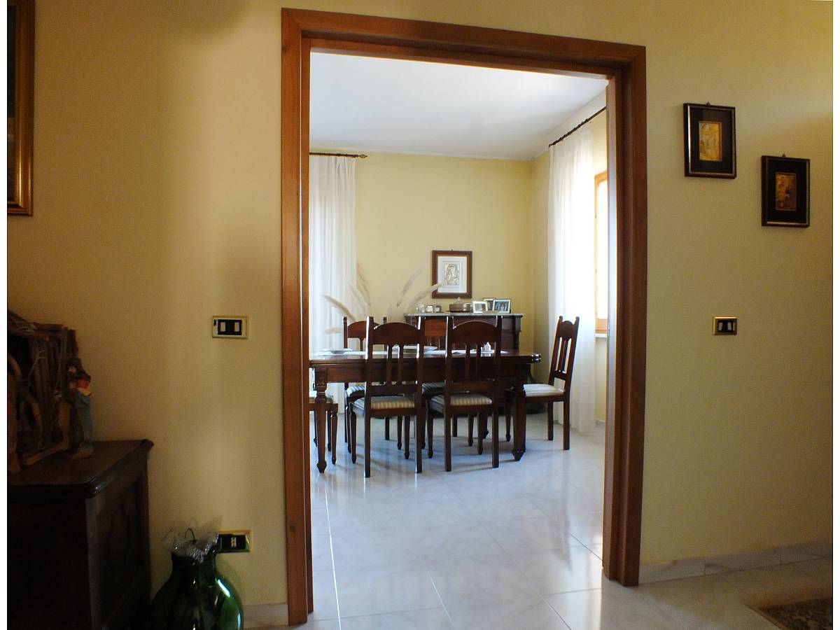 Villa for sale in Via Carluzzi  in Paese - Centro Storico area at Manoppello - 1190984 foto 14