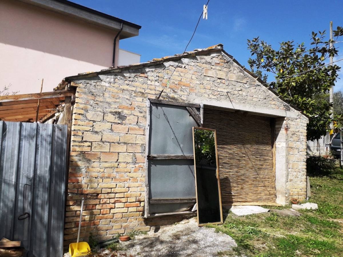 Porzione di casa in vendita in via capone  a Cepagatti - 4230525 foto 8