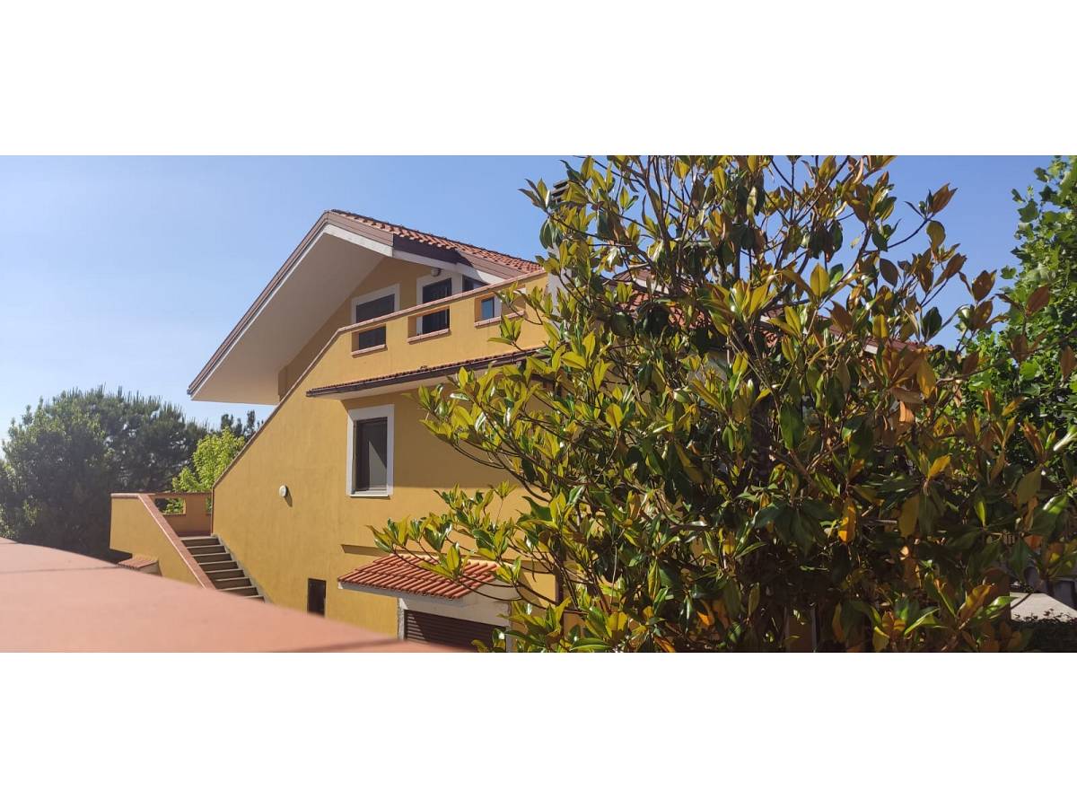 Villa for sale in Contrada Colle Marconi 103  at Bucchianico - 3958765 foto 2