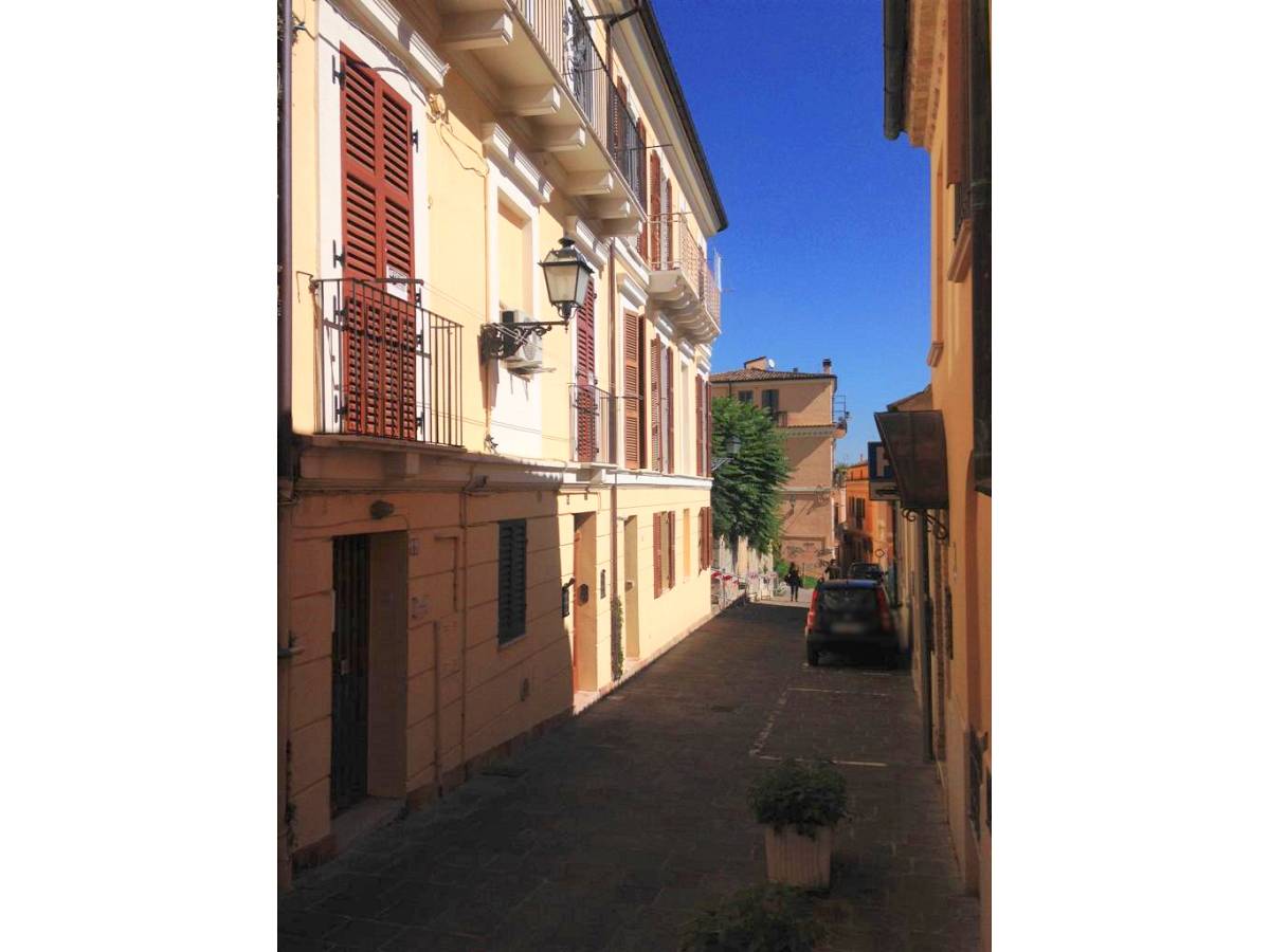 Apartment for sale in Via Cauta  at Chieti - 9155526 foto 3