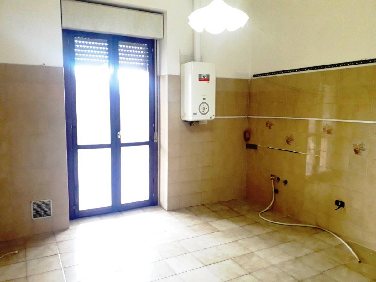 Apartment for sale in via federico salomone  in Porta Pescara - V. Olivieri area at Chieti - 3650456 foto 10