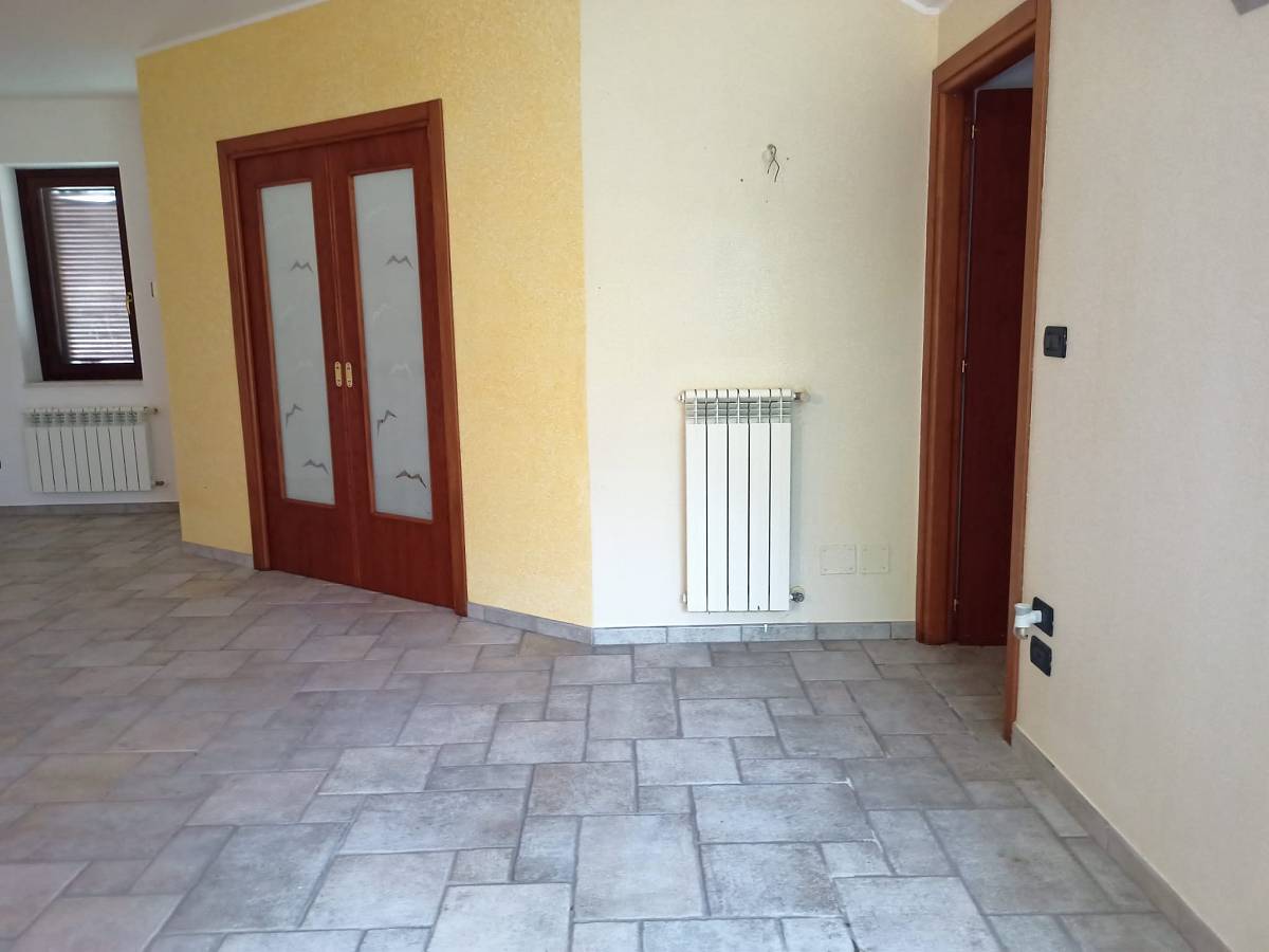 Terraced house for sale in Via Aldo Moro 37  at Moscufo - 9816590 foto 9