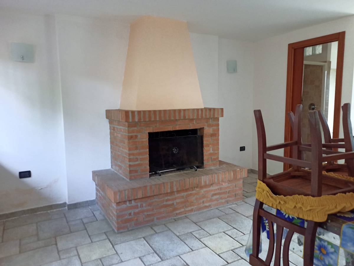 Terraced house for sale in Via Aldo Moro 37  at Moscufo - 9816590 foto 11