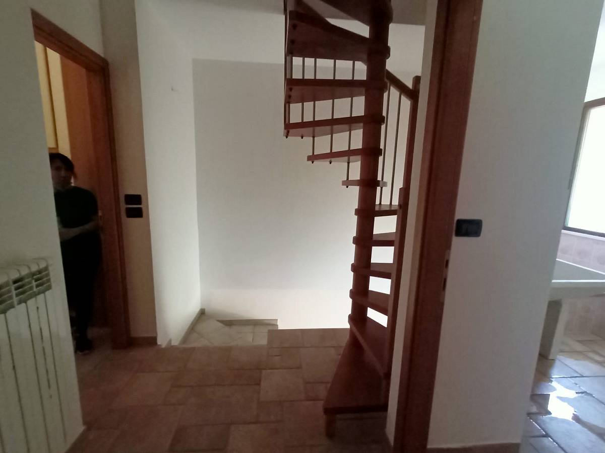 Terraced house for sale in Via Aldo Moro 37  at Moscufo - 9816590 foto 17