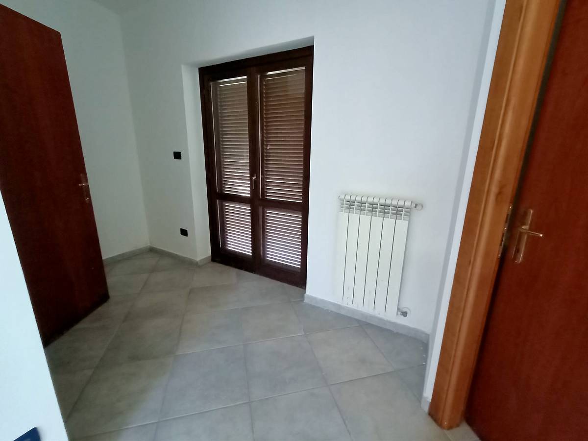 Terraced house for sale in Via Aldo Moro 37  at Moscufo - 9816590 foto 23