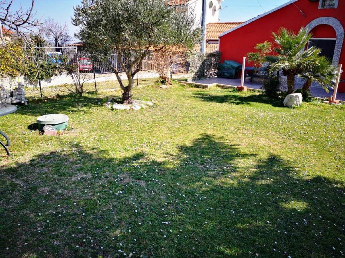 Indipendent house for sale in via casoni  at Vicoli - 6185694 foto 2