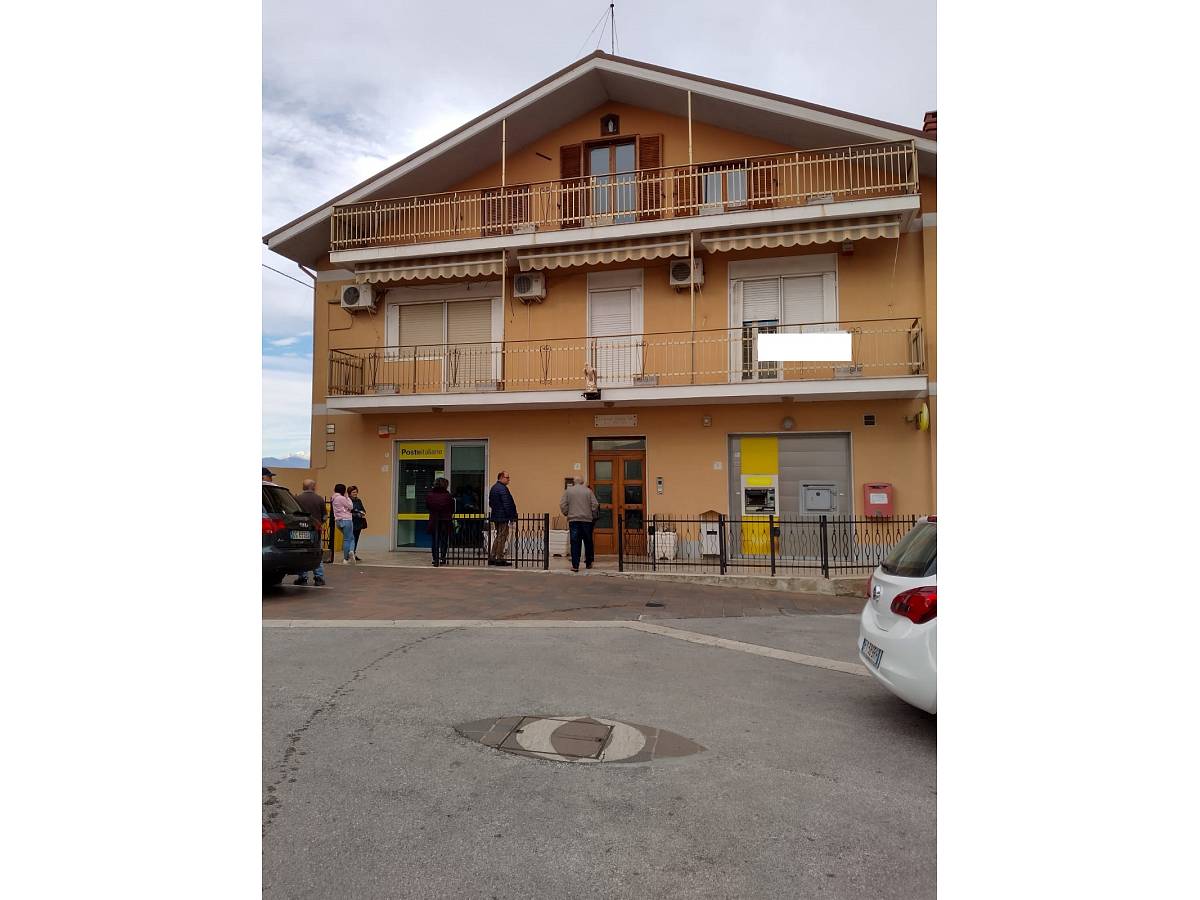 Entire building for sale in P.zza S. Urbano   at Bucchianico - 1339309 foto 1