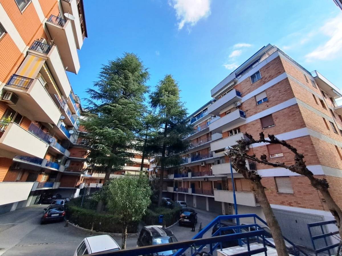 Appartamento in vendita in via muzio pansa zona Scalo Stazione-Centro a Chieti - 2434709 foto 2