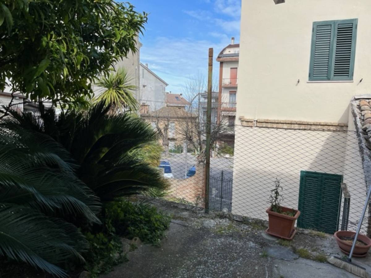 Casa indipendente in vendita in VIA P.A. VALIGNANI zona S. Anna - Sacro Cuore a Chieti - 5864684 foto 4