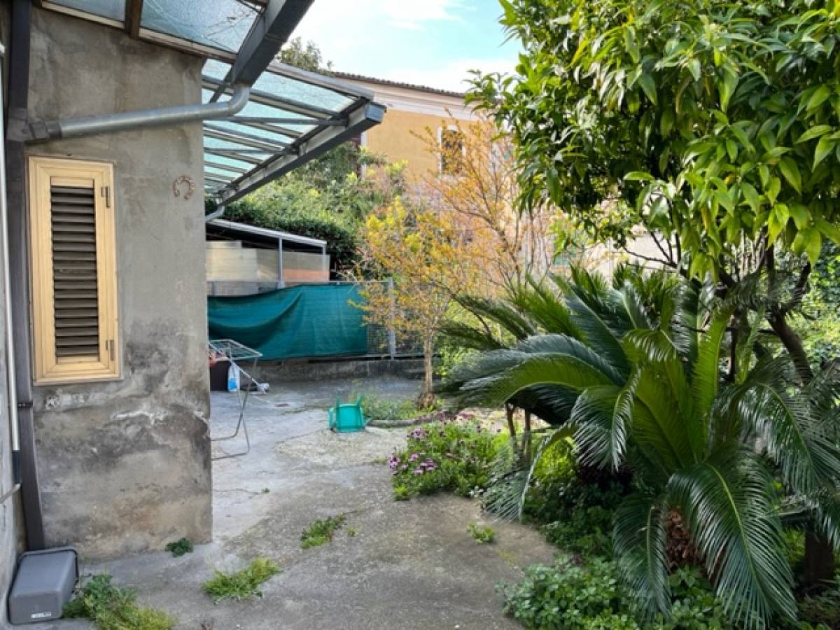 Casa indipendente in vendita in VIA P.A. VALIGNANI zona S. Anna - Sacro Cuore a Chieti - 5864684 foto 8