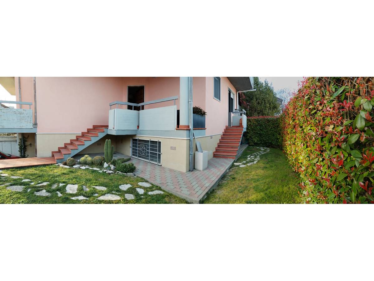 Terraced house for sale in   at Casalbordino - 6638713 foto 4