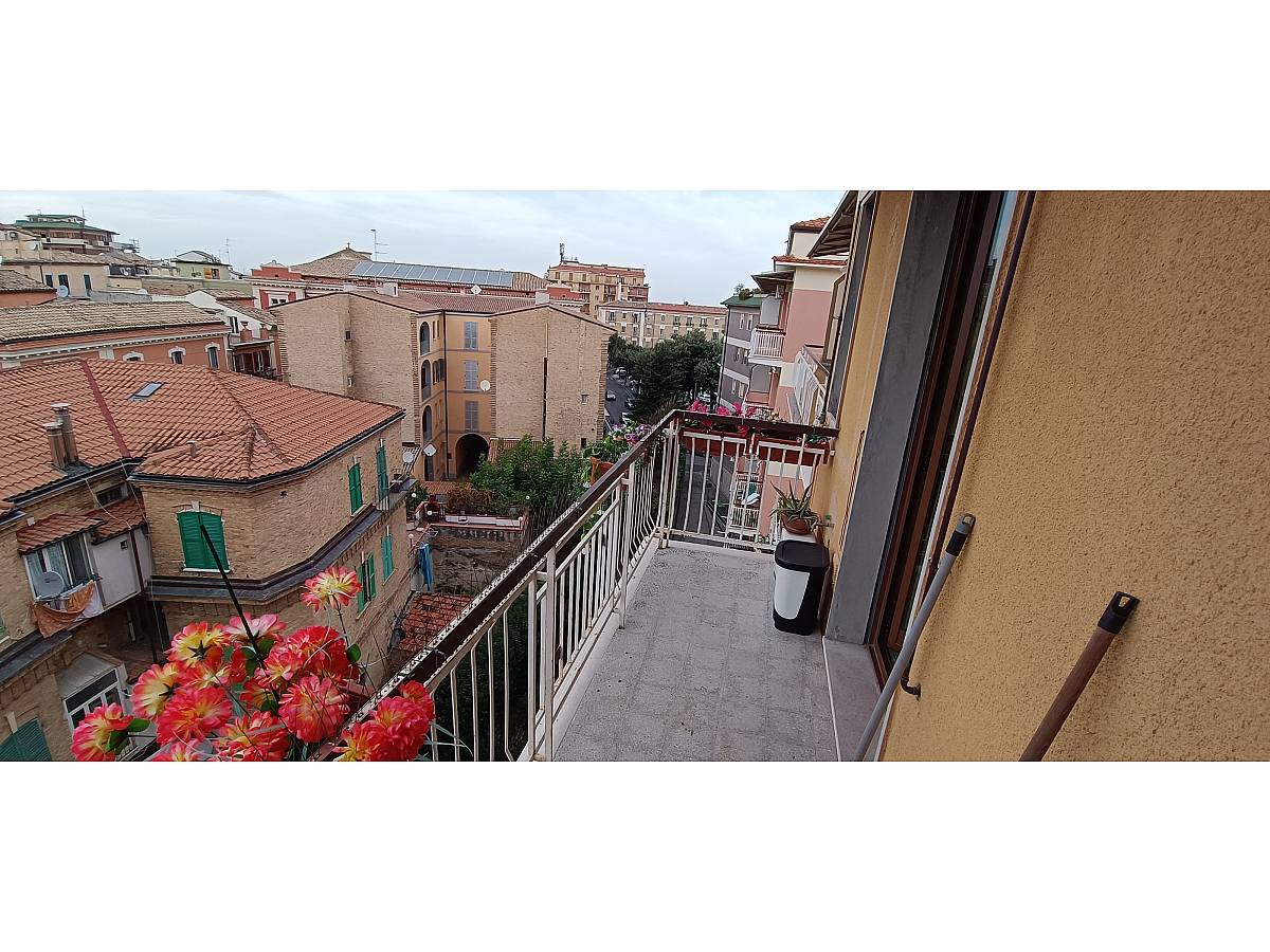 Apartment for sale in Via Tommaso Di Petta 7  at Chieti - 1073159 foto 8