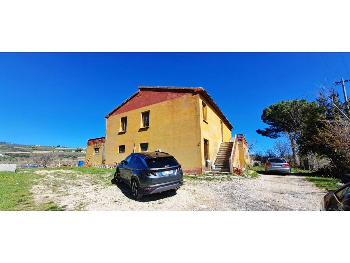 Farmland for sale in   at Nocciano - 6081162 foto 1