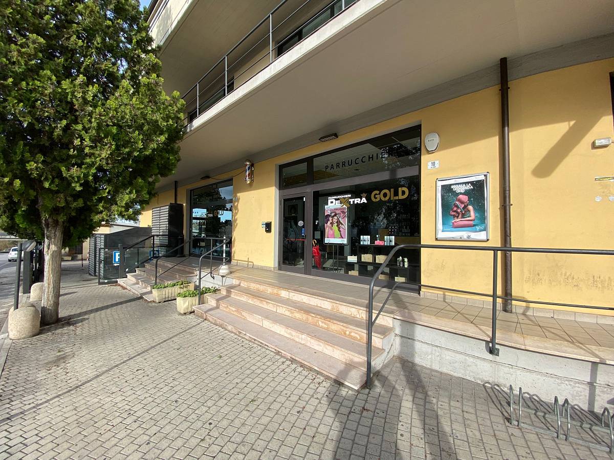 Negozio o Locale in affitto in via tirino, 10  a Chieti - 2528665 foto 11