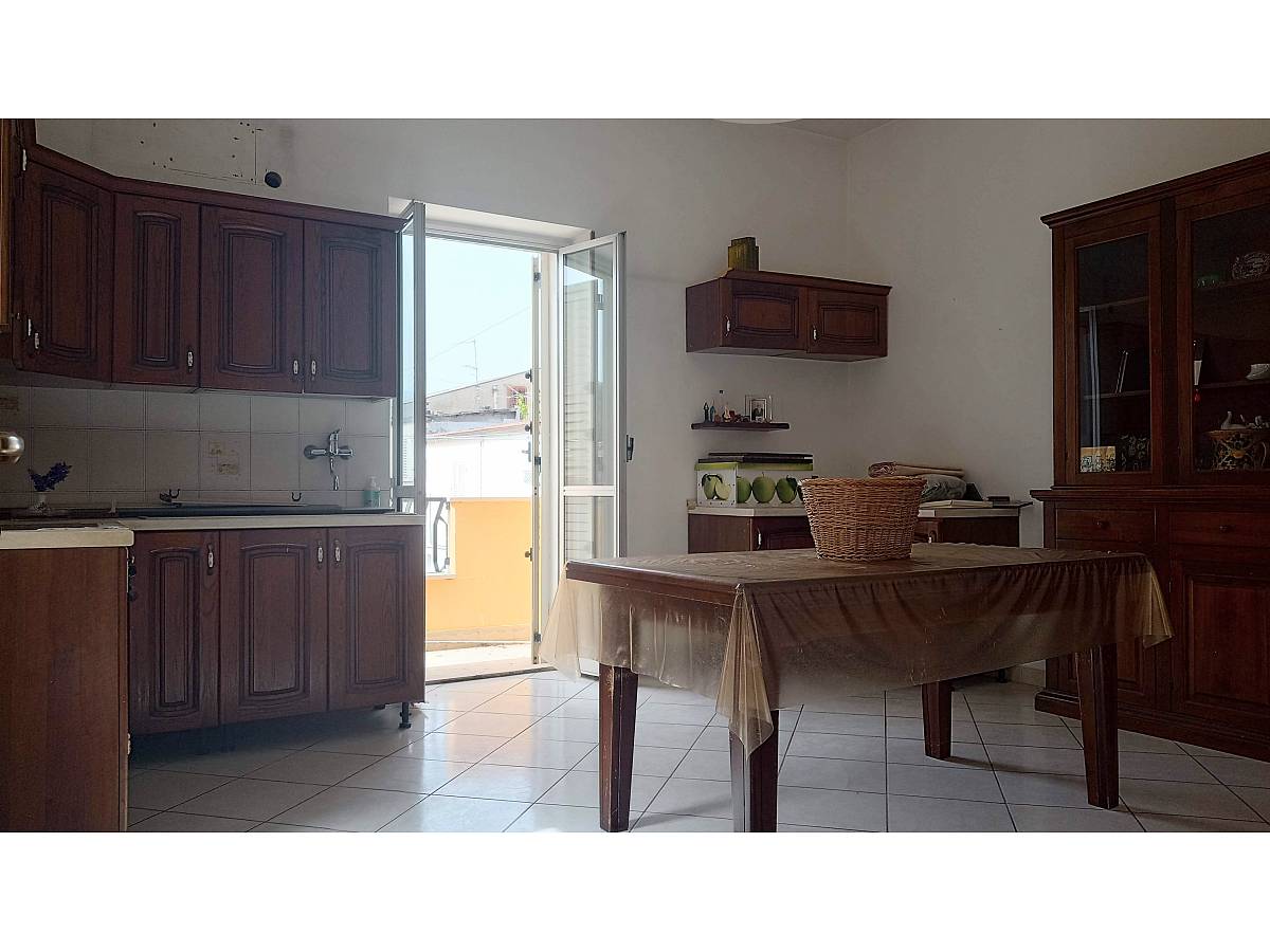 Apartment for sale in corso 1°maggio  at Scafa - 1484959 foto 8