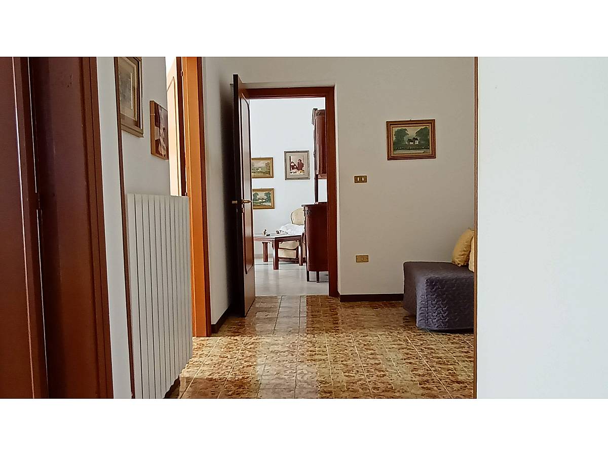 Apartment for sale in corso 1°maggio  at Scafa - 1484959 foto 11