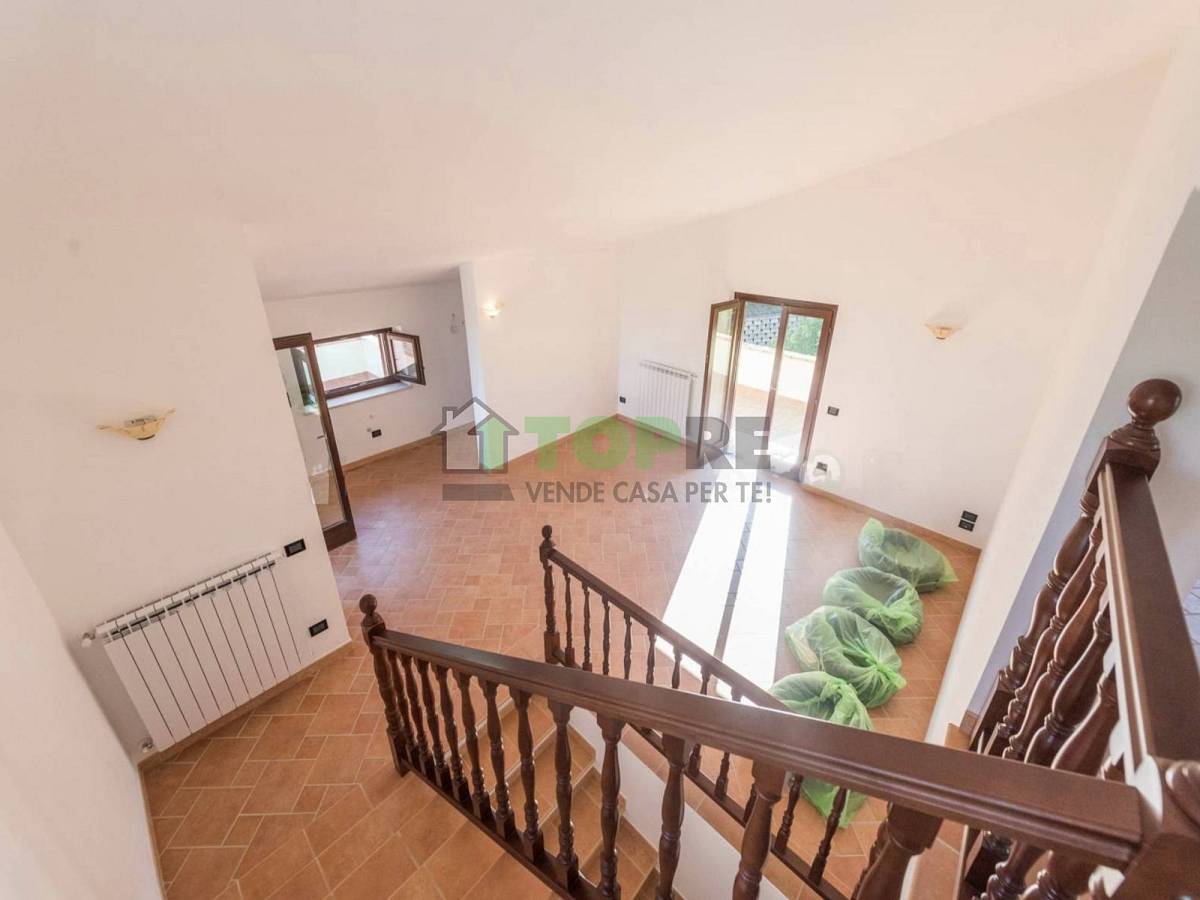 Villa for sale in   at Moscufo - 9570629 foto 6